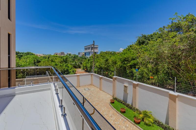 Private Villa with a Pool AC Solar power and Starlink Internet - image 11