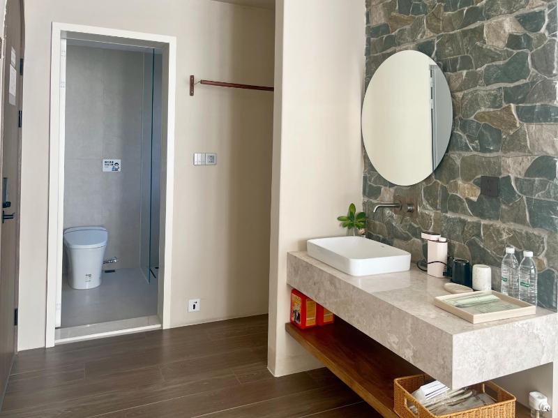 Book NOW & Chat Wake in MountainFree ShuttleAside National Park Combo Stay in Tianmen city center English Speaking Assistant - image 50