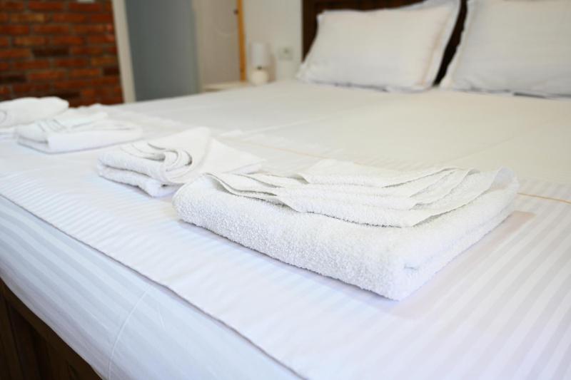 The Parkside Villa Apartment I - image 16
