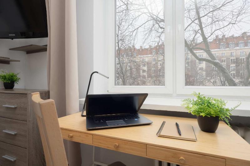 Stylish & Comfortable Apartment in Warsaw City Center by Noclegi Renters - image 2