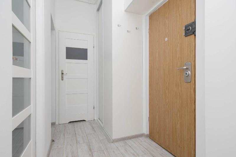 Stylish & Comfortable Apartment in Warsaw City Center by Noclegi Renters - image 16