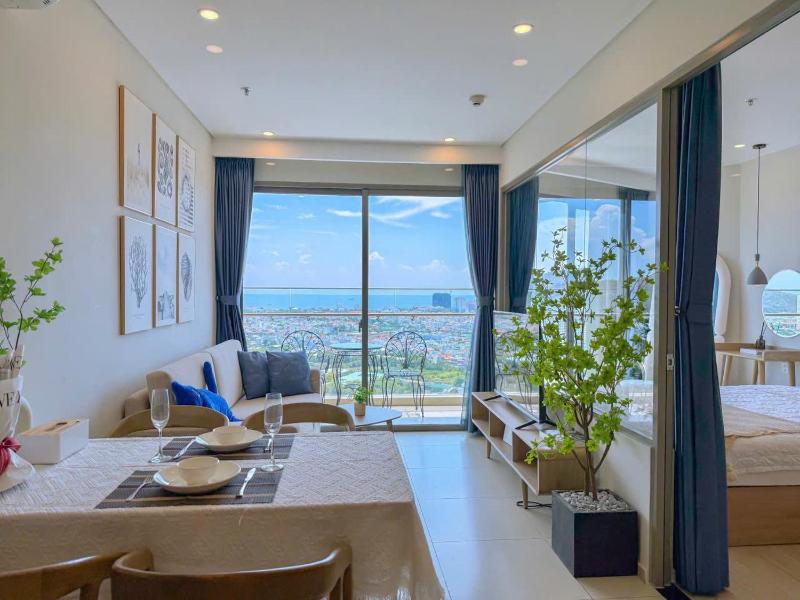 The Song Ocean View 5 Star - Yuki Boutique Apartment - image 13