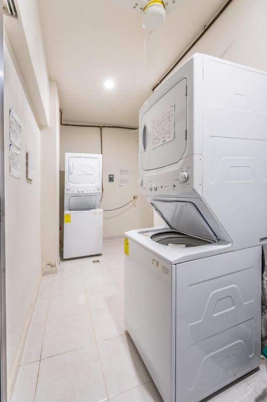Lux 1BR with Rooftop Pool Spa Gym Kids Playroom - image 46