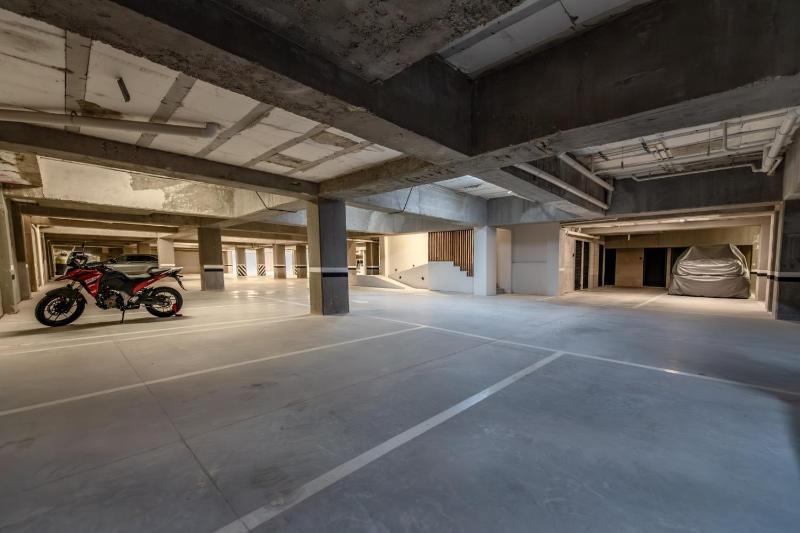 Lux 1BR with Rooftop Pool Spa Gym Kids Playroom - image 45