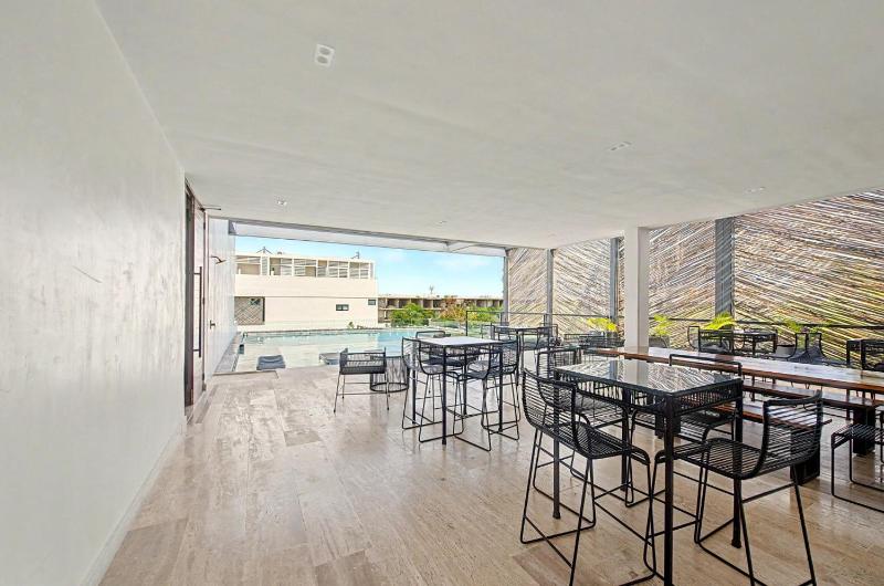 Lux 1BR with Rooftop Pool Spa Gym Kids Playroom - image 34