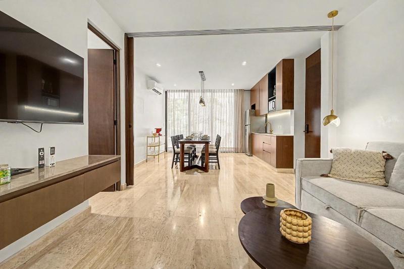 Lux 1BR with Rooftop Pool Spa Gym Kids Playroom - image 39