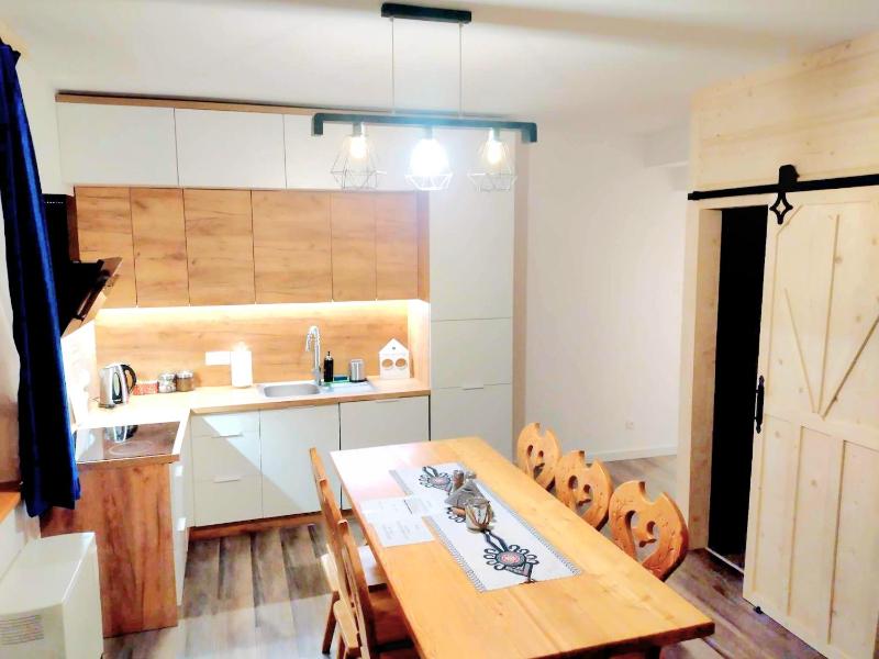 Cozy Apartment in Kościelisko with Mountain View - image 12