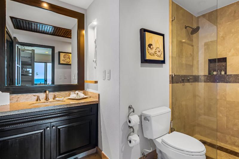 2BR/2BA Puerto Vallarta Ocean-View Resort Retreat - image 15