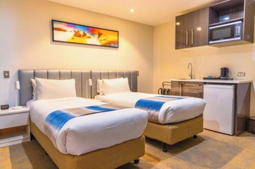 Alpine Hotel - image 29