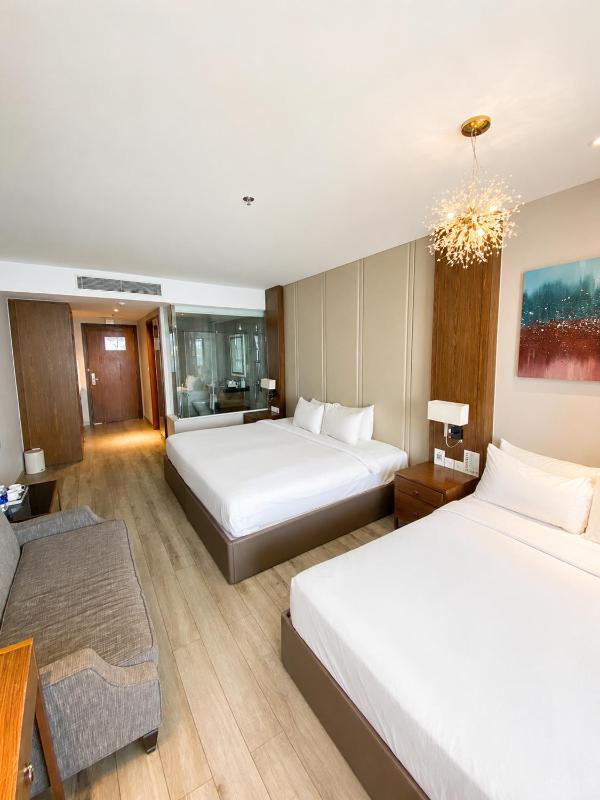 Panorama Apartment Luxury Beachfront by Man - image 5
