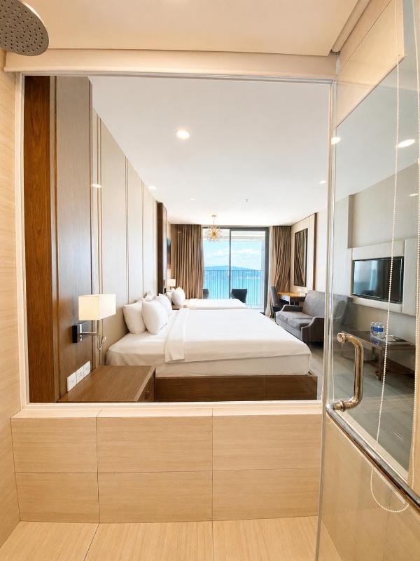 Panorama Apartment Luxury Beachfront by Man - image 22
