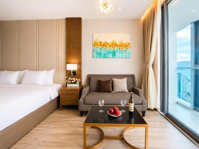 Panorama Apartment Luxury Beachfront by Man - image 27
