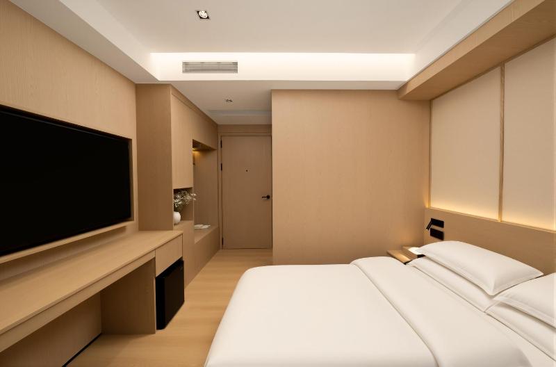 RuiChuan Hotel - image 7