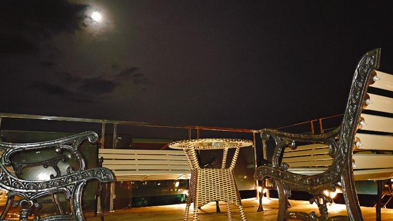 Driftwood Beach Resort - image 13