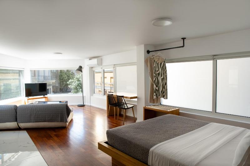 Mosaikon Guesthouses #Aiolou Str - image 8