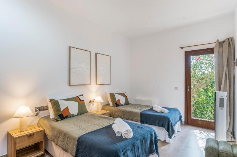 Villa Cala Morell - image 25