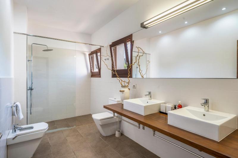 Villa Cala Morell - image 29
