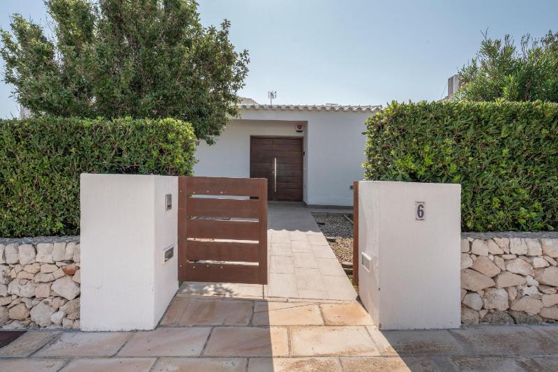 Villa Cala Morell - image 9