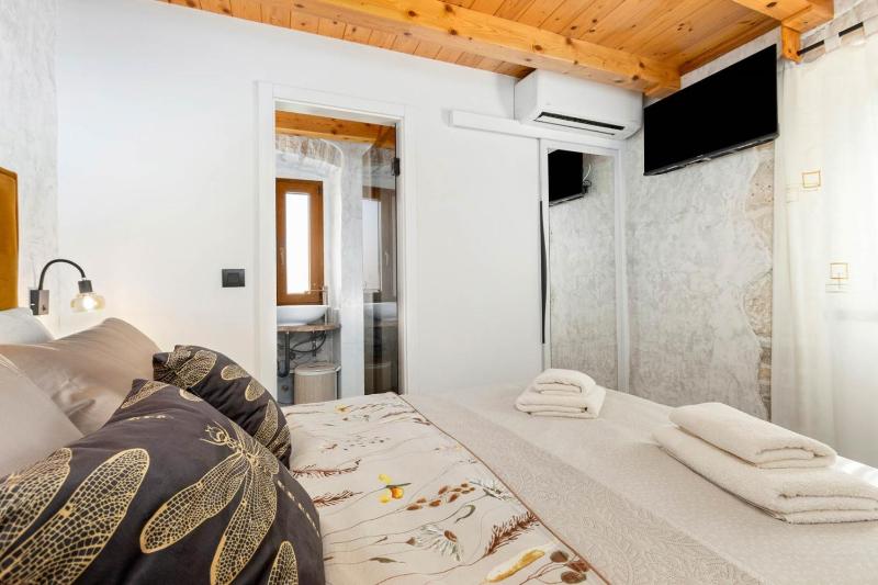 Mala kuća Mara - managed by Travel Istria - image 31