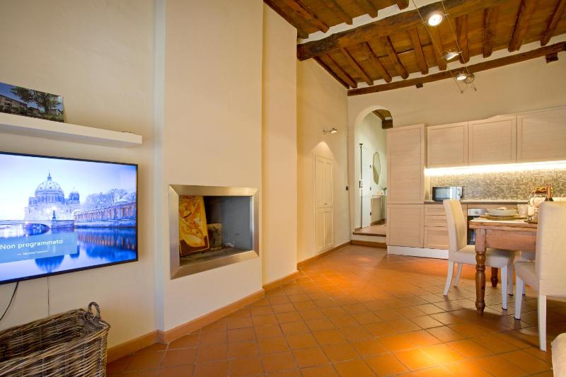 Casa del Parlascio - Vista Esclusiva su Piazza dell'Anfiteatro - image 14