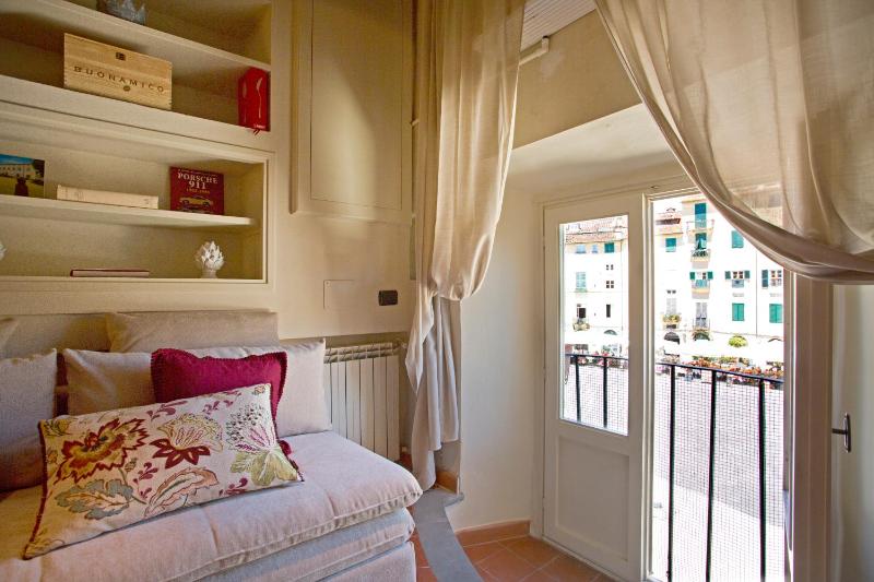 Casa del Parlascio - Vista Esclusiva su Piazza dell'Anfiteatro - image 10