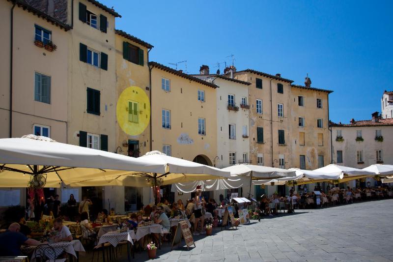 Casa del Parlascio - Vista Esclusiva su Piazza dell'Anfiteatro - image 8