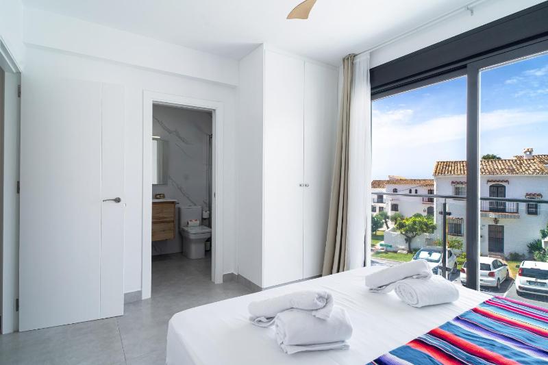 Casa Mezcal by Casasol - Family Villa with Private Pool & Jacuzzi in Nerja - image 24