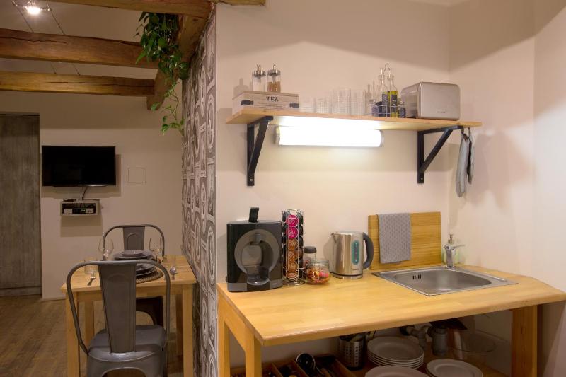 Romantic Bohemian Studio in Old Town Prague - image 13