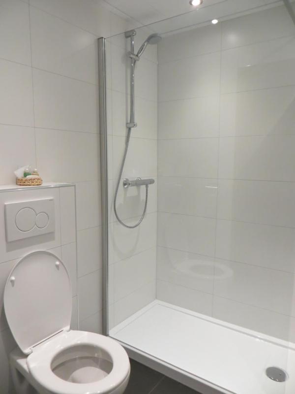 Budget Twin Room image 3