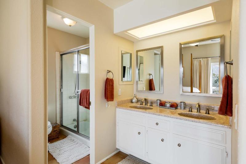 Movie Colony Oasis with Pool & Spa - image 30