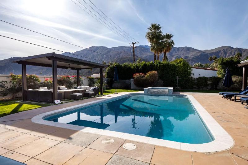 Movie Colony Oasis with Pool & Spa - image 7