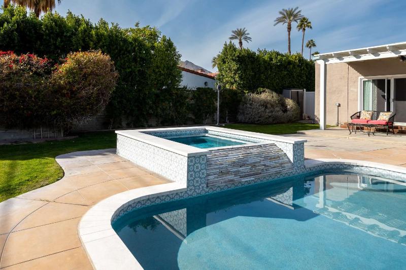 Movie Colony Oasis with Pool & Spa - image 23