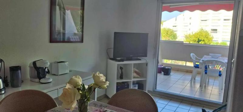 Studio lumineux La Grande-Motte 36m² balcon - image 10