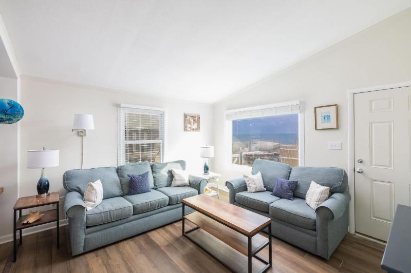 Oceanfront Escape with Coastal Views in Heart of KDH - image 23