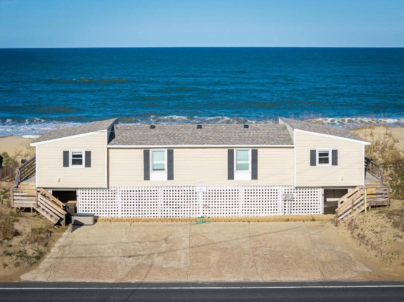 Oceanfront Escape with Coastal Views in Heart of KDH - image 2