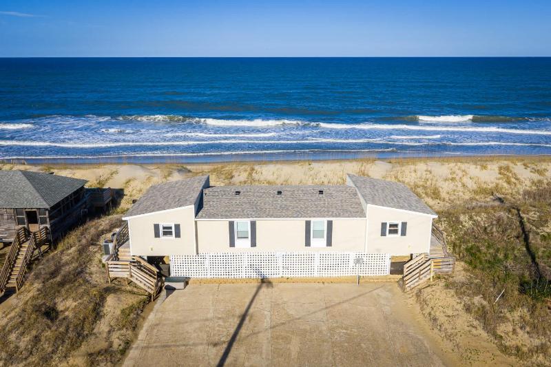 Oceanfront Escape with Coastal Views in Heart of KDH - image 8