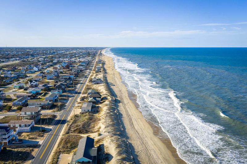 Oceanfront Escape with Coastal Views in Heart of KDH - image 9