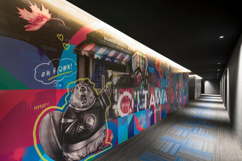 Moxy Ottawa Downtown - image 6