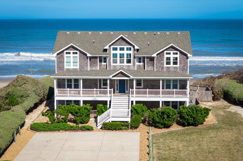 Beachfront Oasis w Dune Walkover Pool n Spa & More - image 11