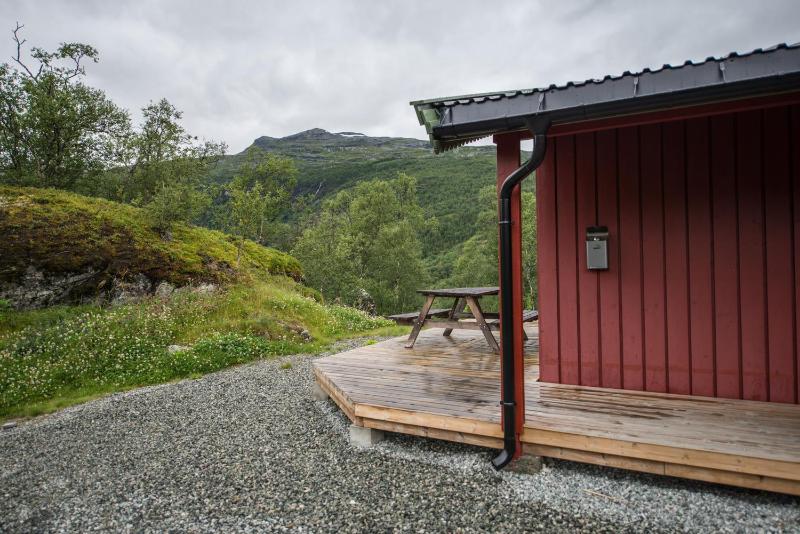 Three-Bedroom Chalet image 2
