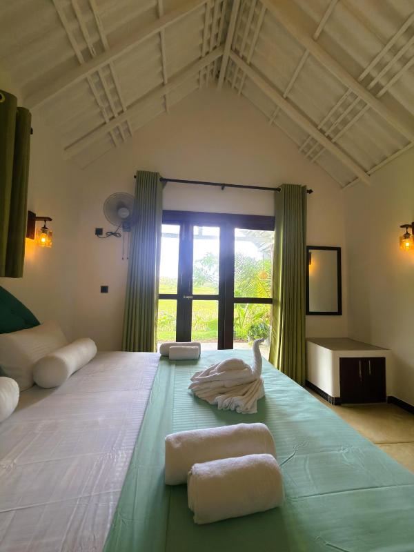 Crisp Air Villa - Ahangama - image 14