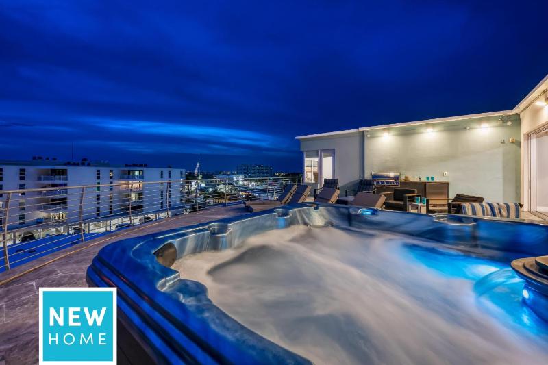 Gulf View Penthouse - 301 (PH) - image 1