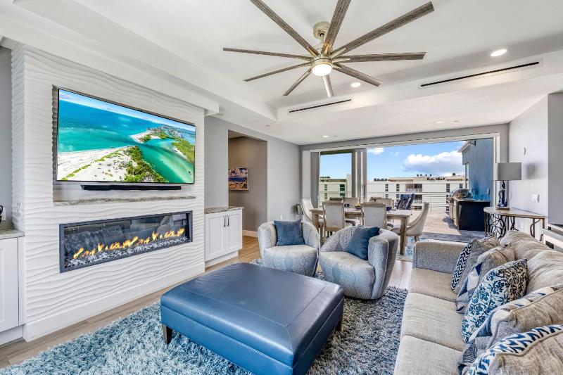 Gulf View Penthouse - 301 (PH) - image 14