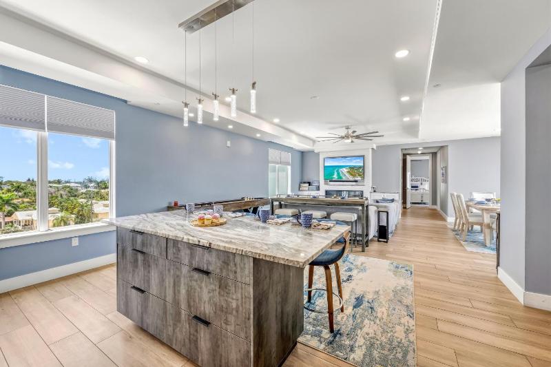 Gulf View Penthouse - 301 (PH) - image 39