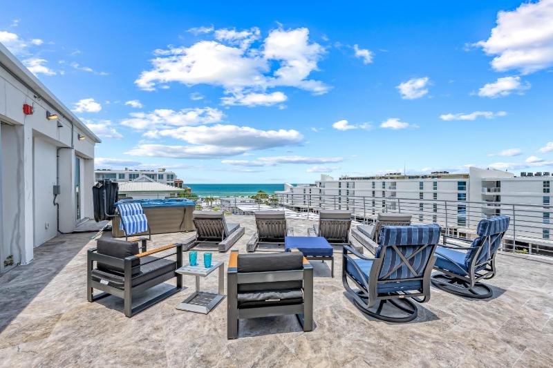 Gulf View Penthouse - 301 (PH) - image 29