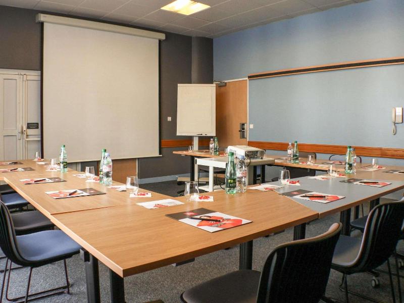 ibis Nantes Centre Tour Bretagne - image 39