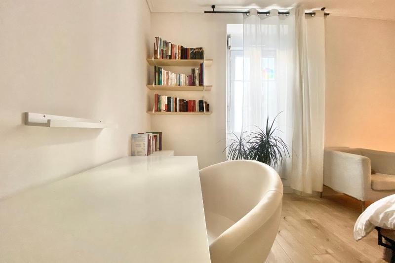Quiet studio in Nantes ideal for two - image 20