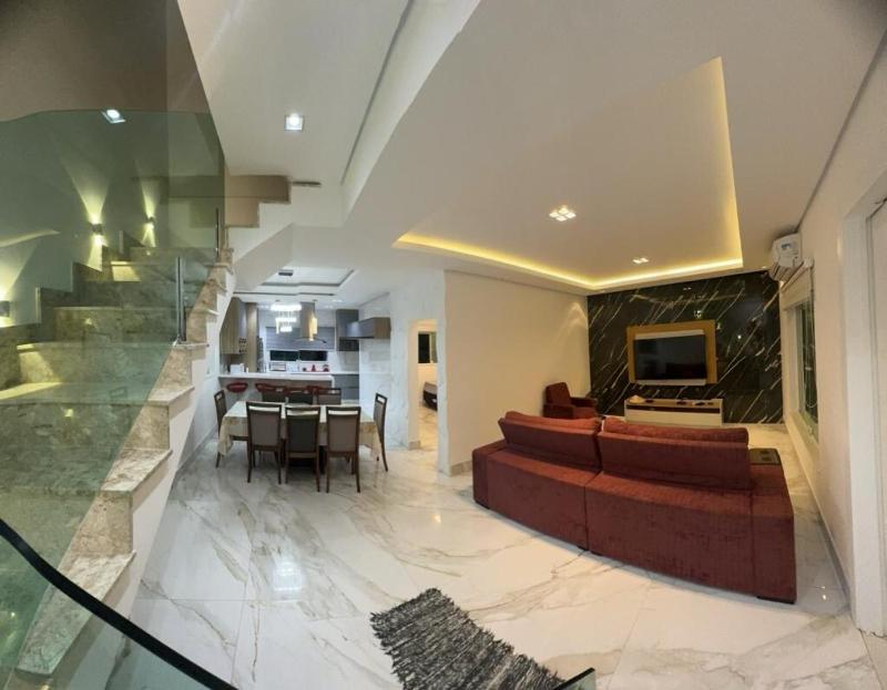 Casa no Guarujá com Piscina Aquecida - image 12