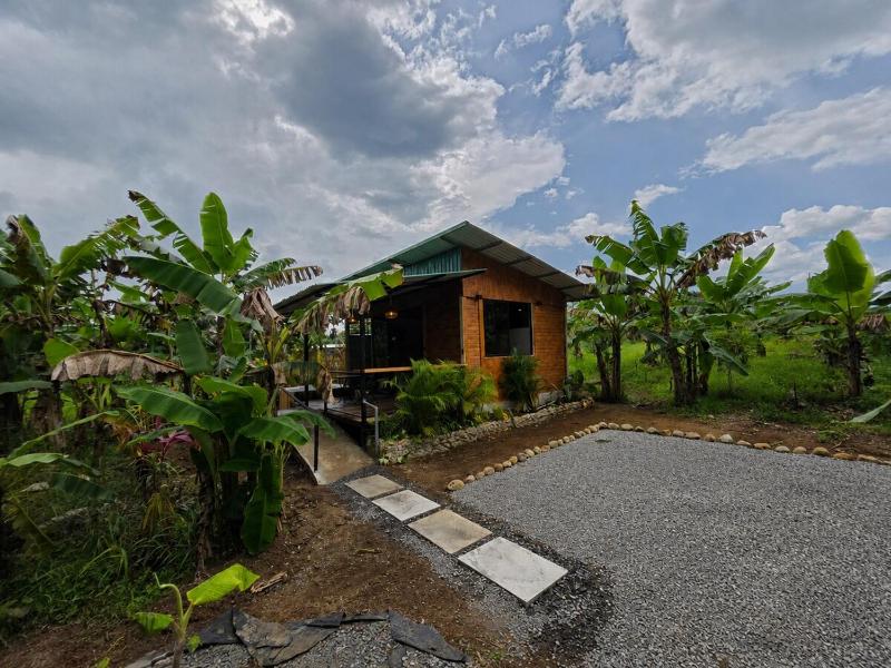 Refugio Eden Luxury Cabin with Private Jacuzzi - image 13