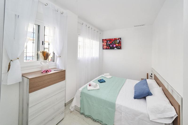 Nerja 1041 Moderno Apartamento centrico - image 11